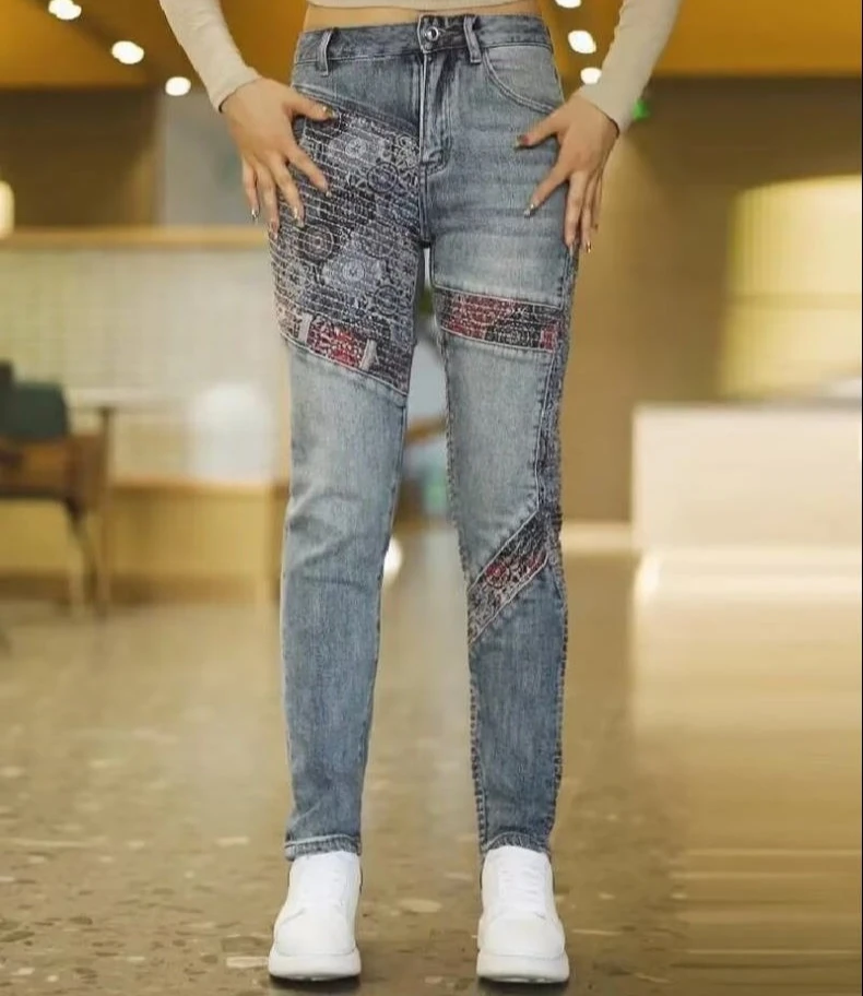 Pantalon à fleurs de cajou automne polyvalent élastique brodé Denim pantalon femmes haut de gamme épissage dames Cargo pantalon décontracté