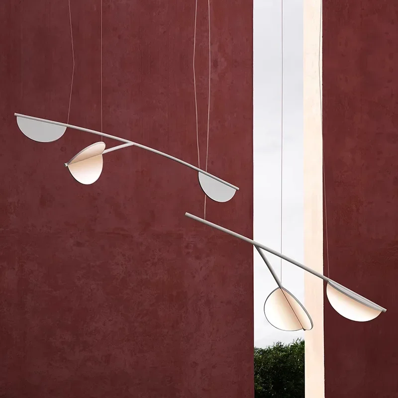 

Italy New Post-modern Restaurant Island Designer Chandelier Can Rotate The Lamp Head Can Be Dimmed Long Strip of Creative Leaves
