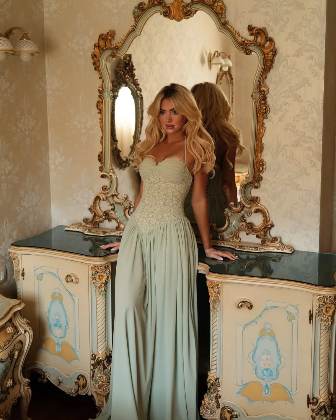 Elegant Lace Patchwork Corset Long Dress Women Halter Backless Bandage Slim Maxi Dress 2026 New Wedding Guest Evening Party Gown