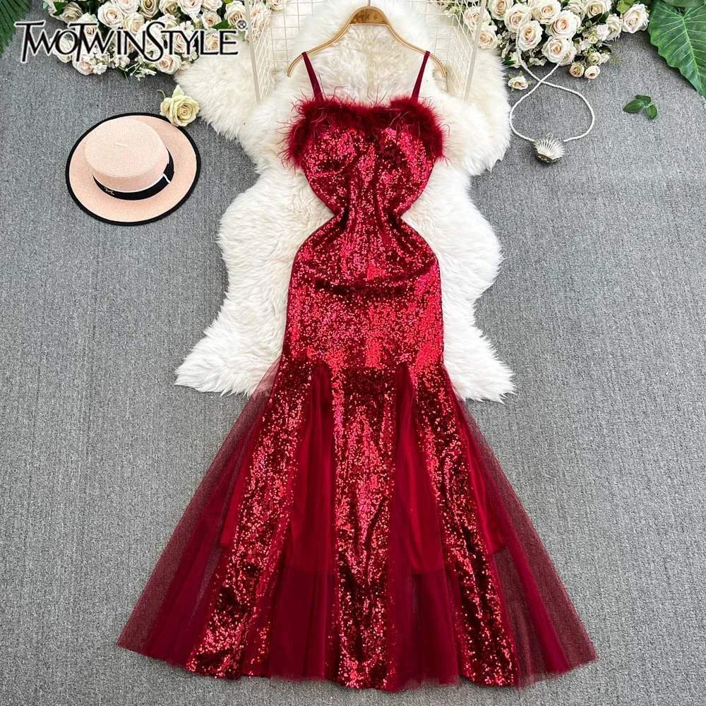 TWOTWINSTYLE High Street Dresses For Women Strapless High Waist Patchwork Feathers Evening Party Dress Female Fashion KDR523805