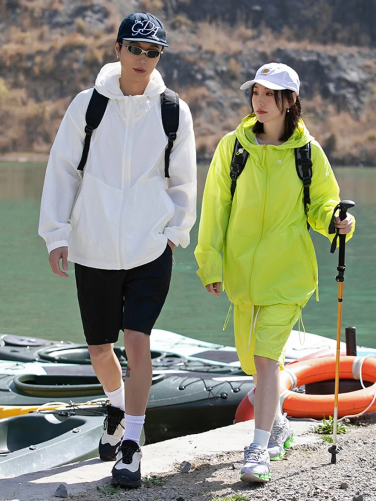 เสื้อแจ็คเก็ตกันแดด UPF50 น้ำหนักเบา ระบายอากาศได้ดี สไตล์ลำลอง มีฮู้ด สำหรับผู้ชาย ฤดูใบไม้ผลิ ฤดูร้อน ผ้าบาง สีพื้น