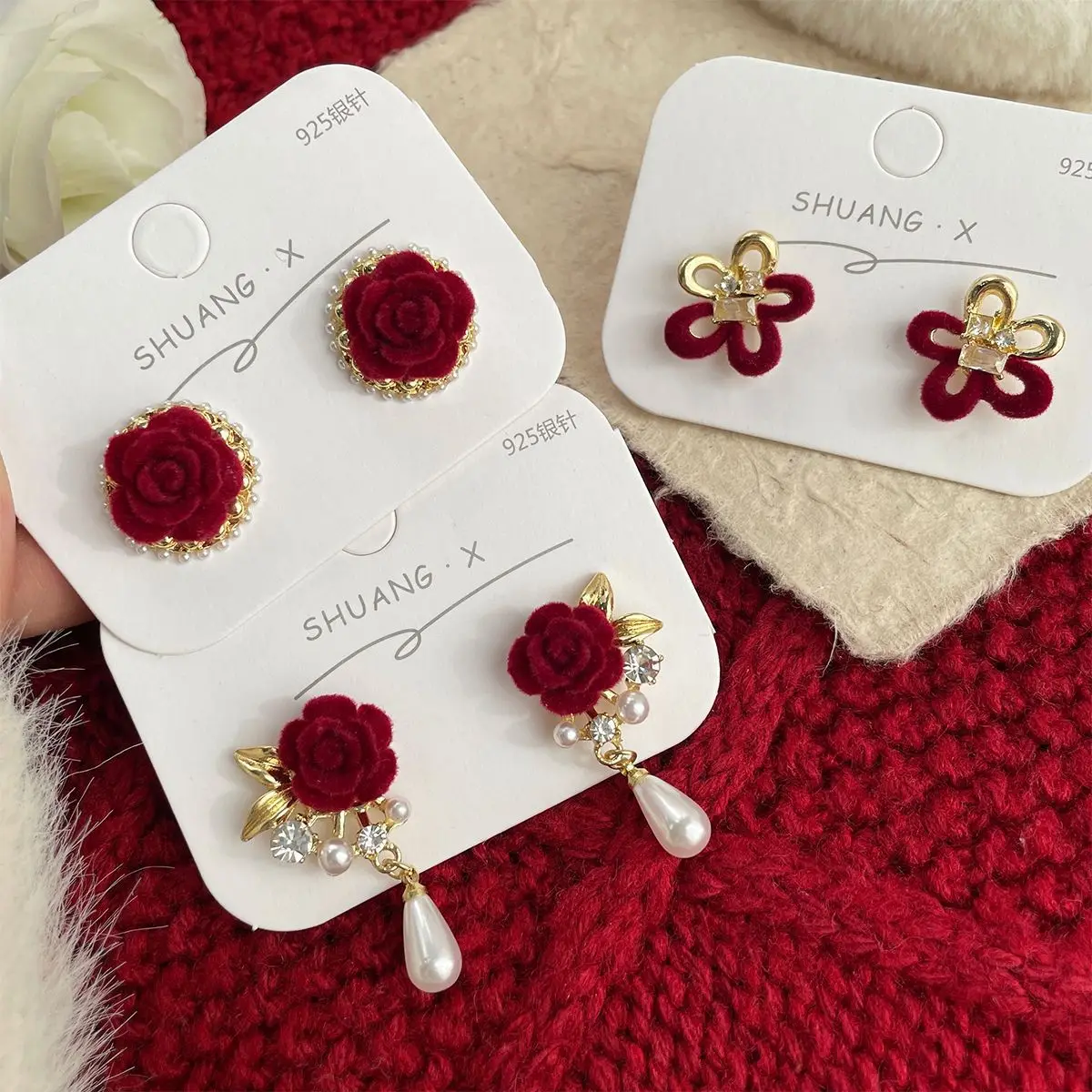 Kadrufi วินเทจผู้หญิงสีแดงฝูงดอกไม้ Camellia มุกผีเสื้อโบว์ปม MODE Korea ต่างหูเม็ดกลม earrring เครื่องประดับงานแต่งงาน