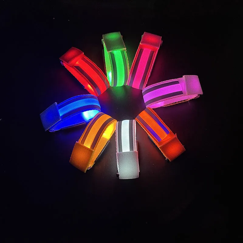 5Pcs Led Light Up Bracelets Battery Recharge Glow in Wristband Armband Flashing Warning Running Outdoor Party Decoration Light