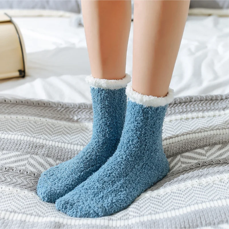 40 pairs of coral velvet women\'s socks thickened winter warm socks Home padded cute warm white soft and cozy socks Holiday Gift