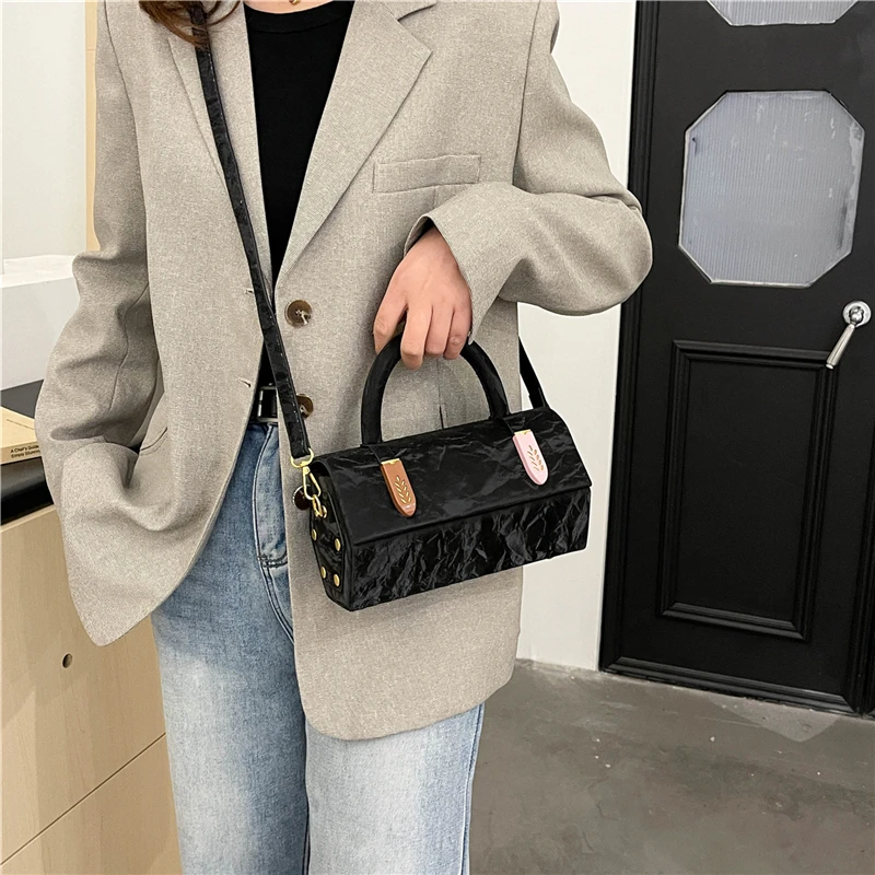 

Luxury Brand Fashion Women Leather Crossbody Bag Stylish Shoulder Tote Handbag Elegant Classic Commuter Look For Daily Wear