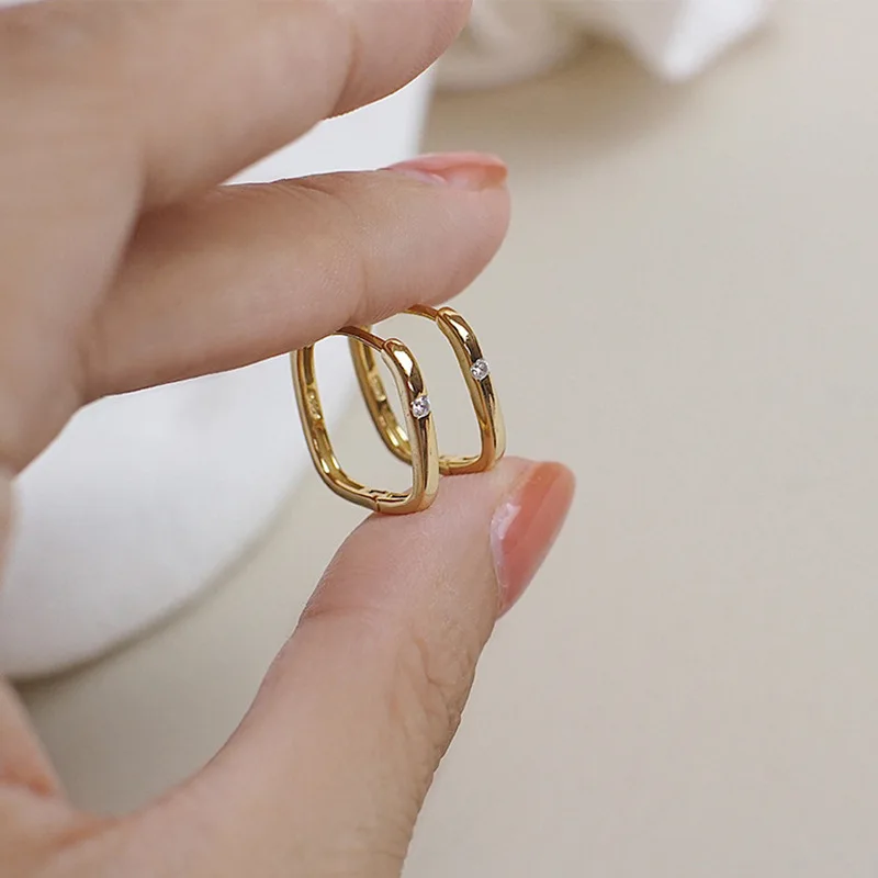 Women's Fashion Square Hoop Earrings Bright Crystal Zirconia Copper Female Elegant Big Ear Piercing Accessories Jewelry Gifts