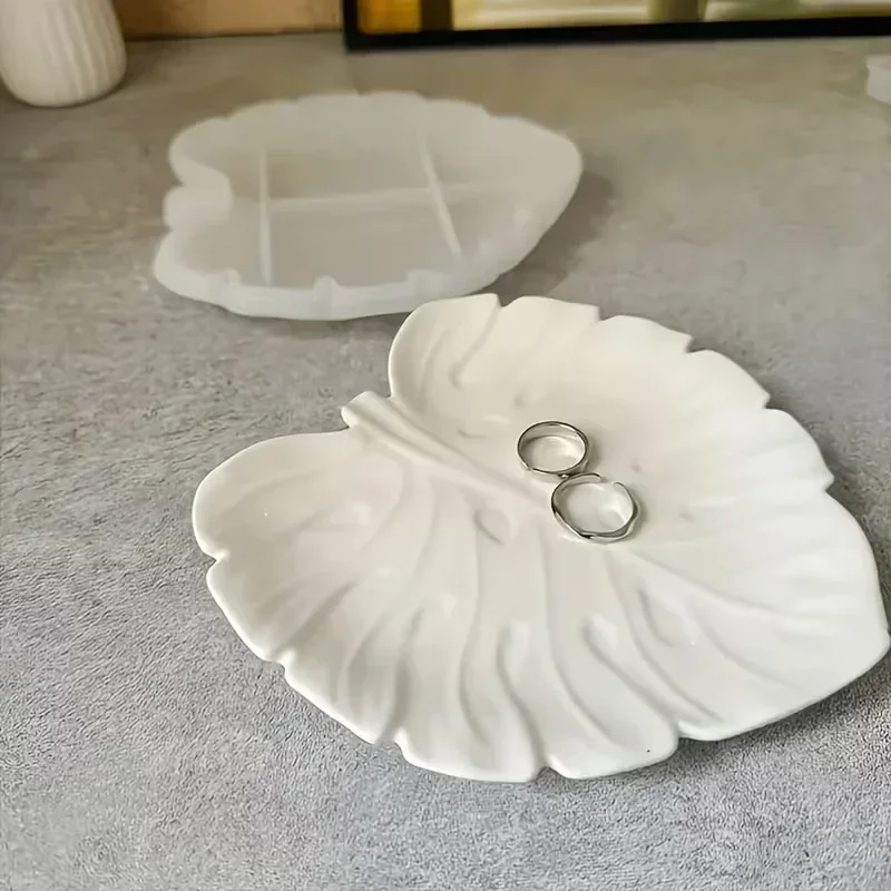 novo-modelo-2026-molde-de-silicone-em-formato-de-folha-para-prato-de-armazenamento-molde-diy-de-epoxi-cristal-para-doces-de-natal