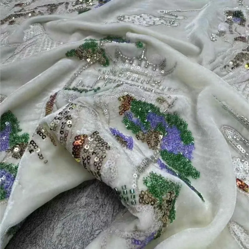 ระดับไฮเอนด์ที่กําหนดเองทําผ้าไหมกํามะหยี่ลูกปัดผ้าปักงานหนักเสื้อเจียสไตล์จีน