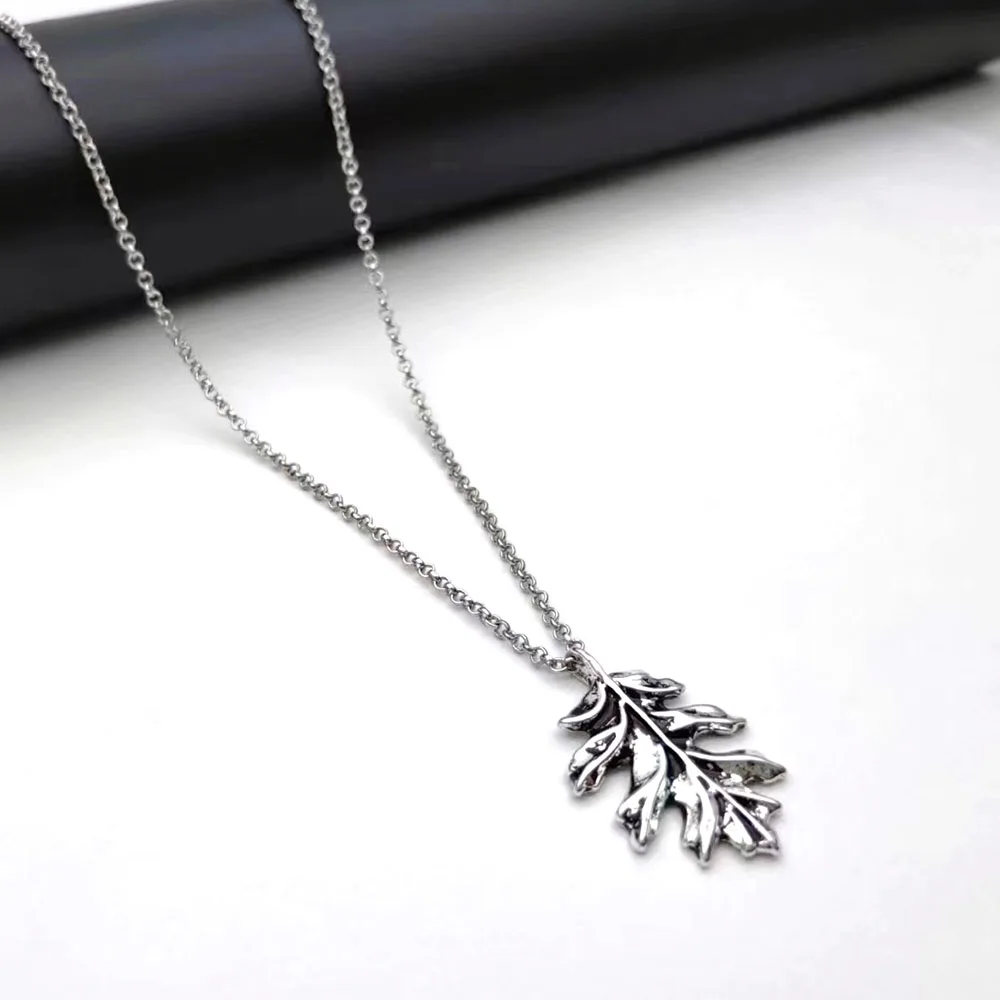 antique Silver antique Gold Oak Necklace, oak leaf Necklace oak le Jewellery, retro Leaf Necklace, oak leaf Charm Birthday Gift