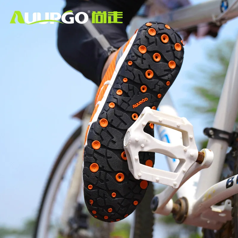 AUUPGO-Zapatillas de ciclismo informales para hombre y mujer, zapatos transpirables de secado rápido con perilla de encaje, con agujero inferior, para senderismo