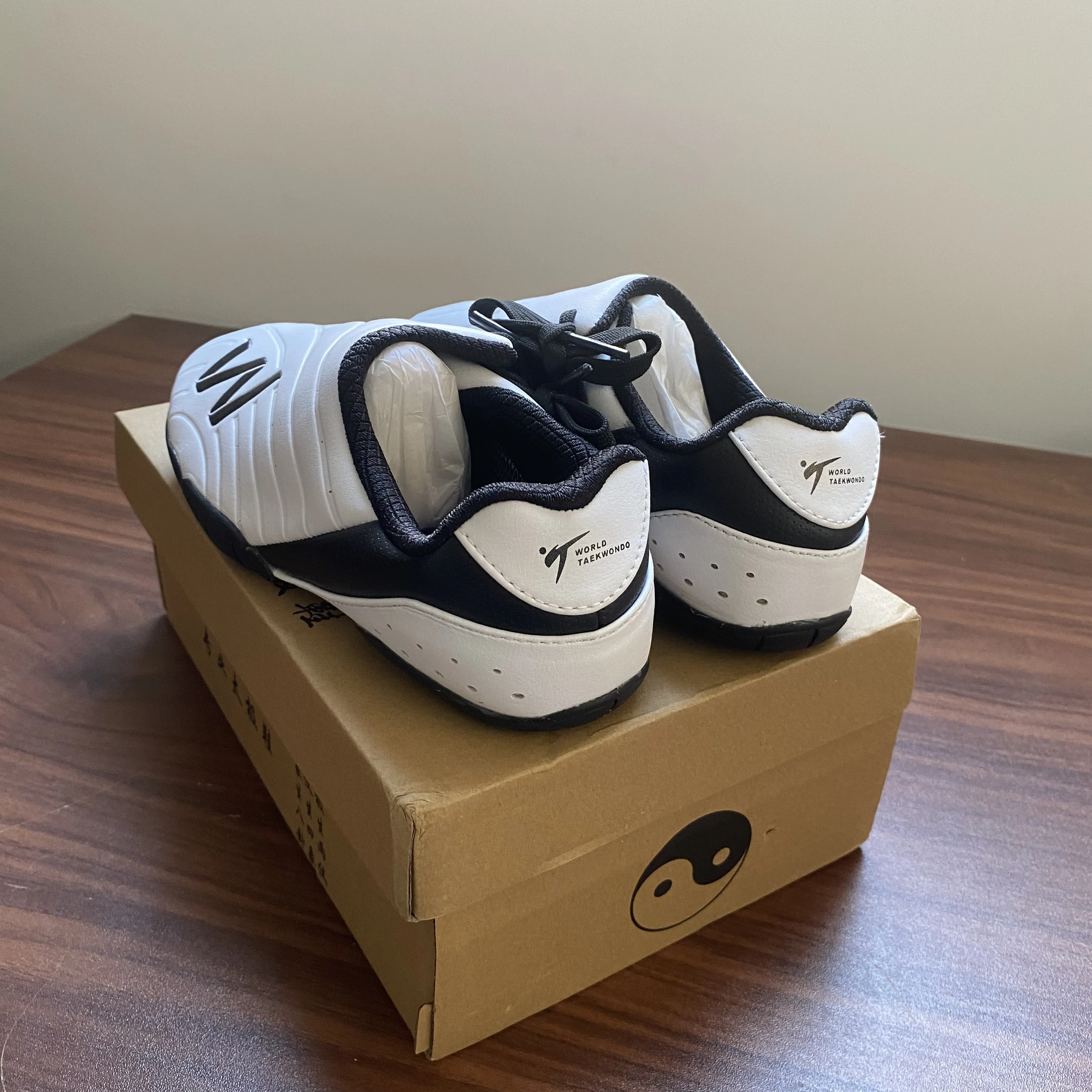 

Лидер продаж, качественная кожаная обувь для боевых искусств, нейтральные кроссовки кунг-фу, удобная традиционная обувь для боевых искусств