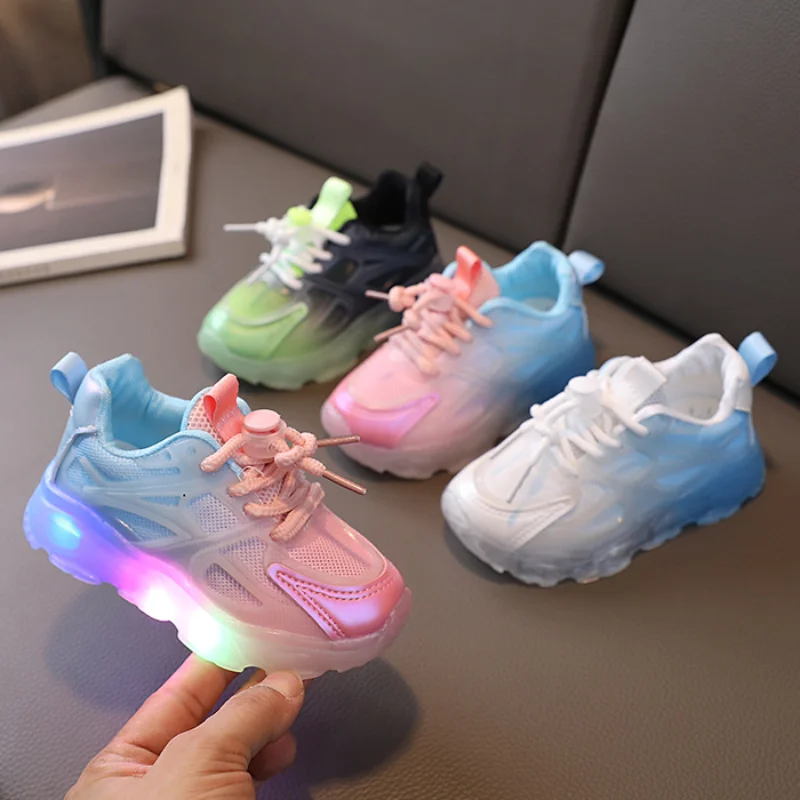 2024 Child Sport Shoes Spring Luminous Fashion Breathable Kids Boys Net Shoes Girls LED Sneakers with Light Running Shoes