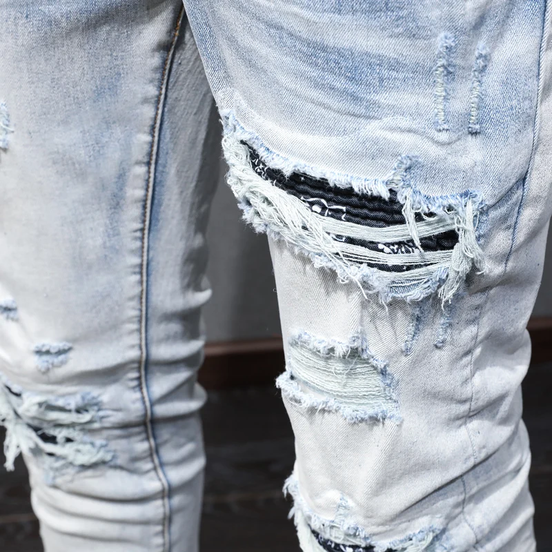 

Y2KFashionable new men's jeans with wrinkles, nostalgic stretch, slim fit, perforated patches, washed light blue jeans,Y2K