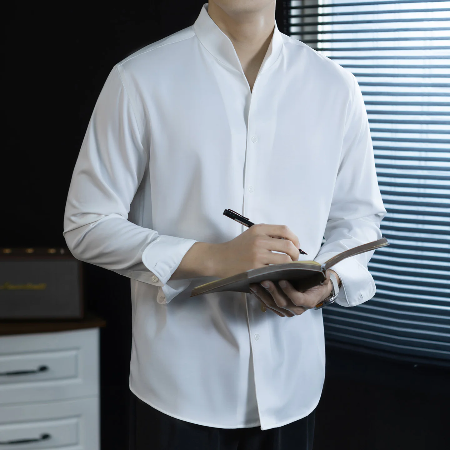 Men's Stand Collar High-end Business Casual Fashion Vintage Long Sleeve Dress Shirts Man Commute Shirts Tops