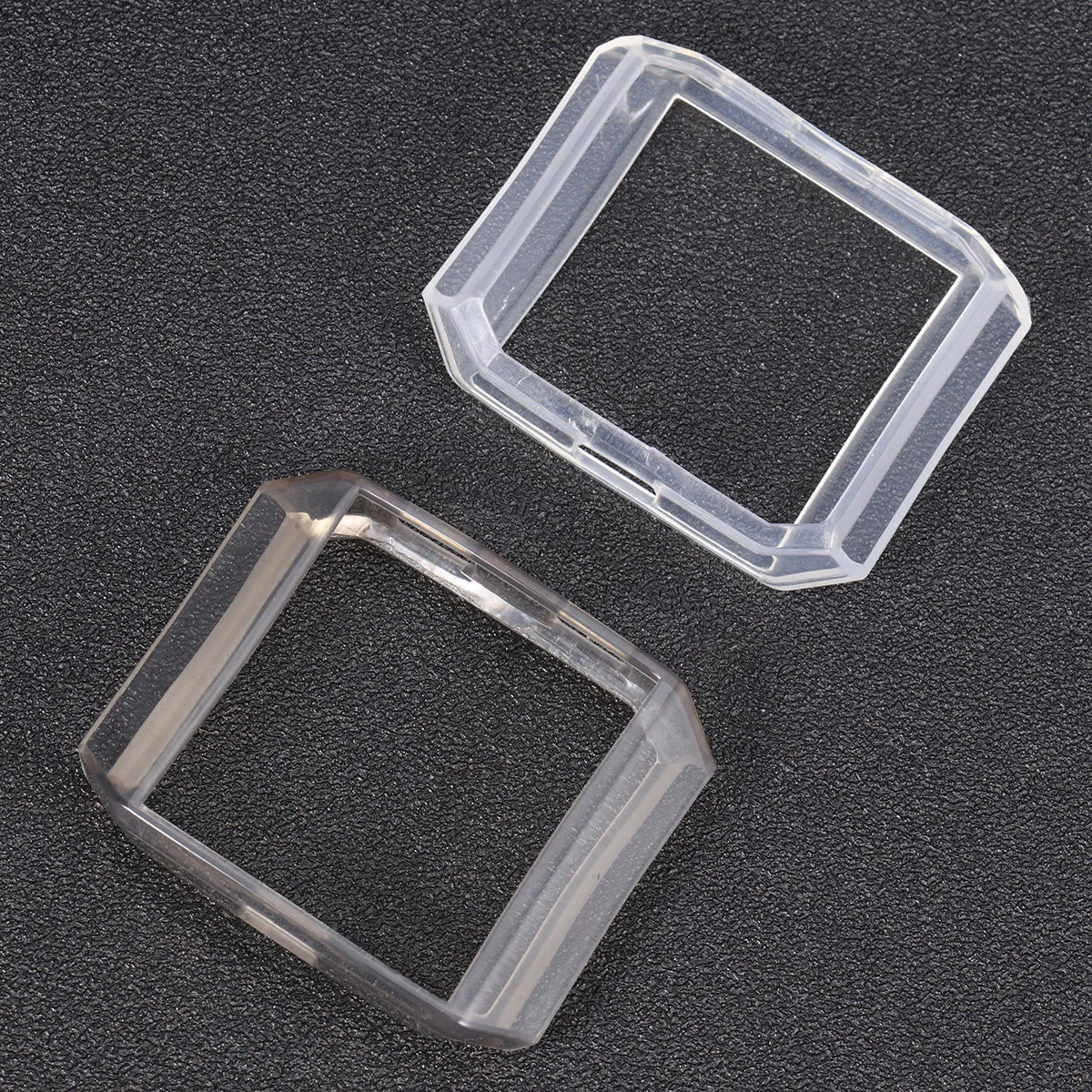 

2Pcs Smart Watch Protective Case Tpu Silicone Transparent Anti-Fall Shell Compatible with Fitbit Ionic Anti-Fingerprint