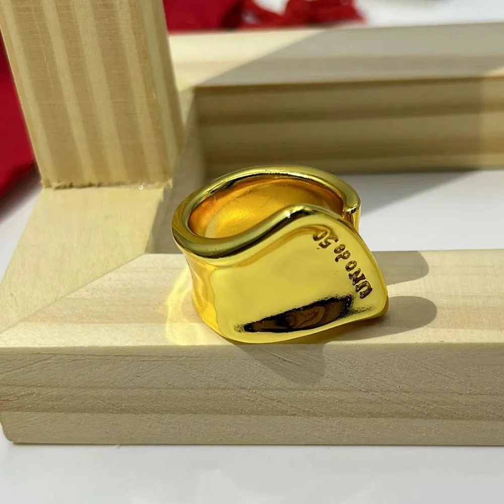 2024 Spanien Mode Hohe Schönheit Unregelmäßigen Gold Geometrische Offenen Ring Paar Paar Ring Outdoor Zubehör Valentinstag Geschenk