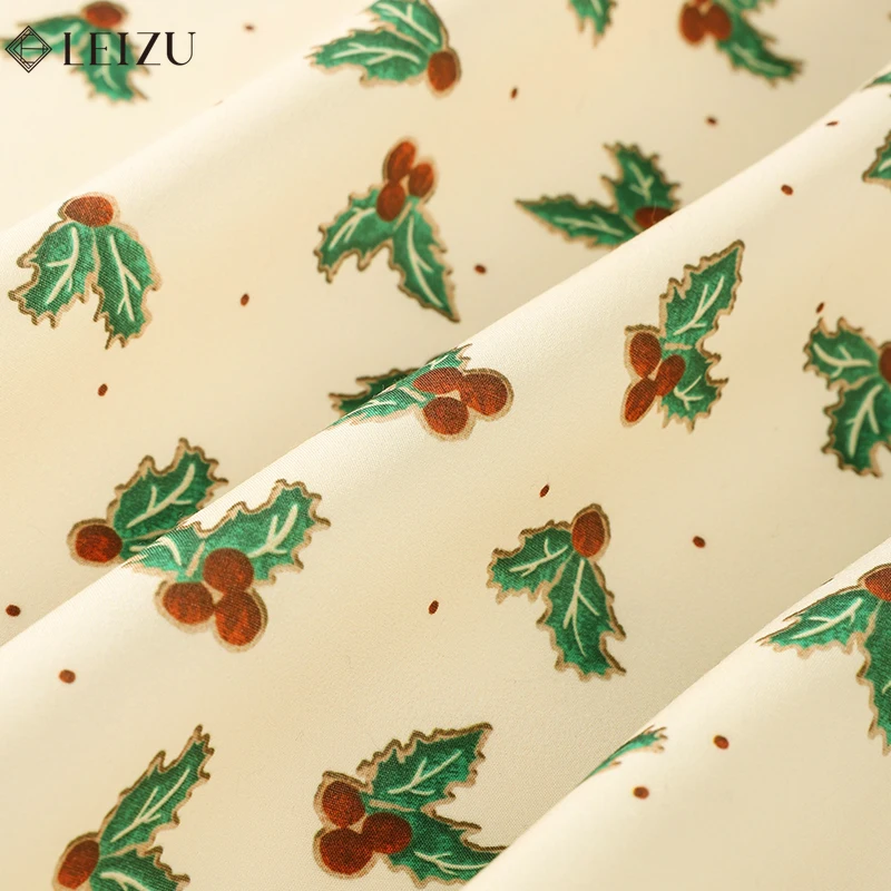 0.5M/1M/2M Christmas Style Fabric Holly Leaves Berries Print Holiday Fabric for Sewing Bag,Tablecloth,Quilting, DIY Decorations