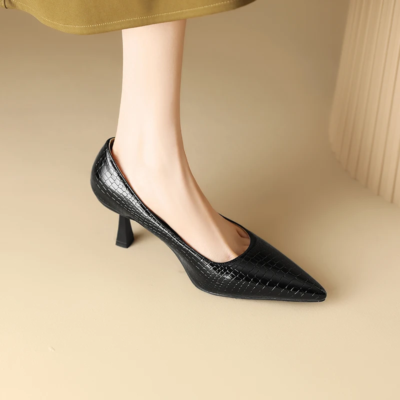 Wedding Shoes Women Pumps Slip on Gold Black Big Size 34-48 Fashion Alligator Patent Leather Pointed Toe High Heels