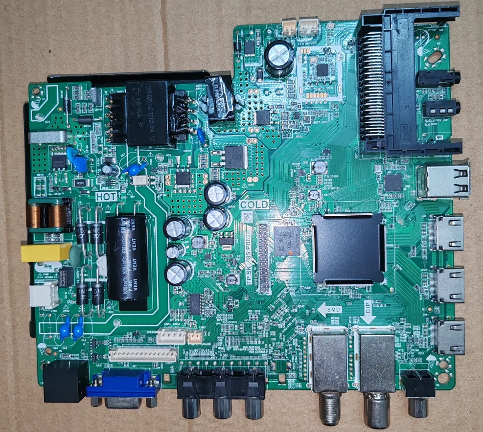TP.SK508S.PB802  WiFi network 4-core three in one TV motherboard test physical photos of 2specifications