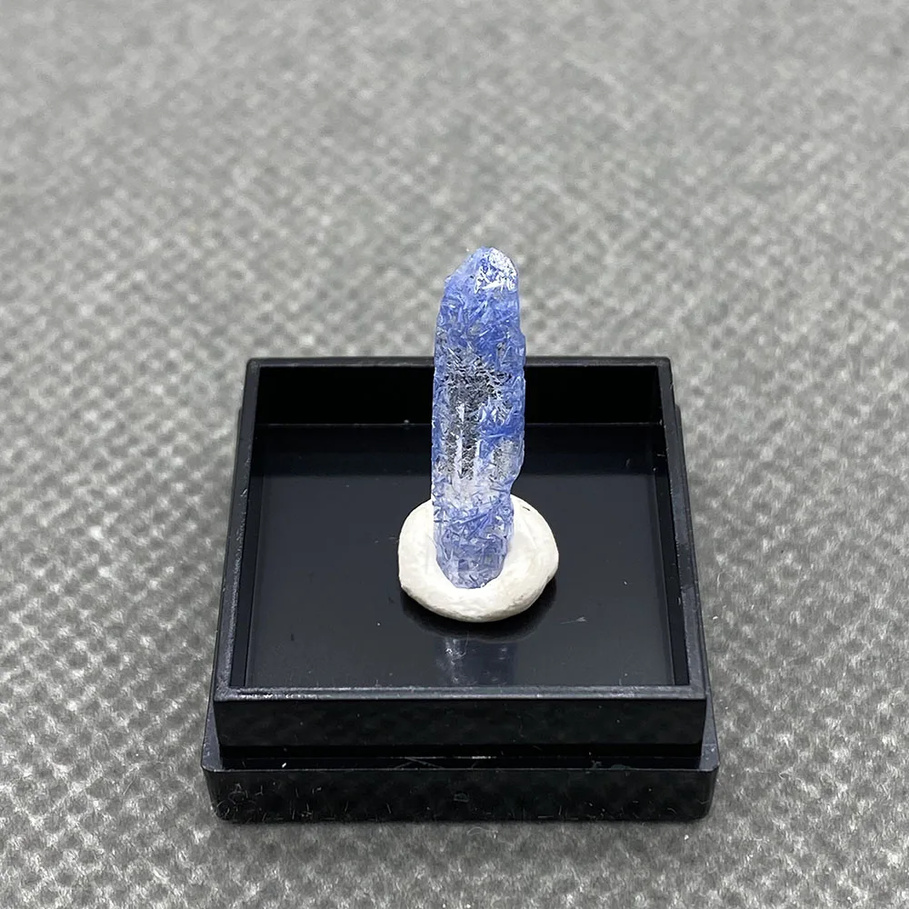 100% Natural Brazilian dumortierite Crystal Healing Crystal (can be used as a pendant)can be used as a pendant) box size:25mm