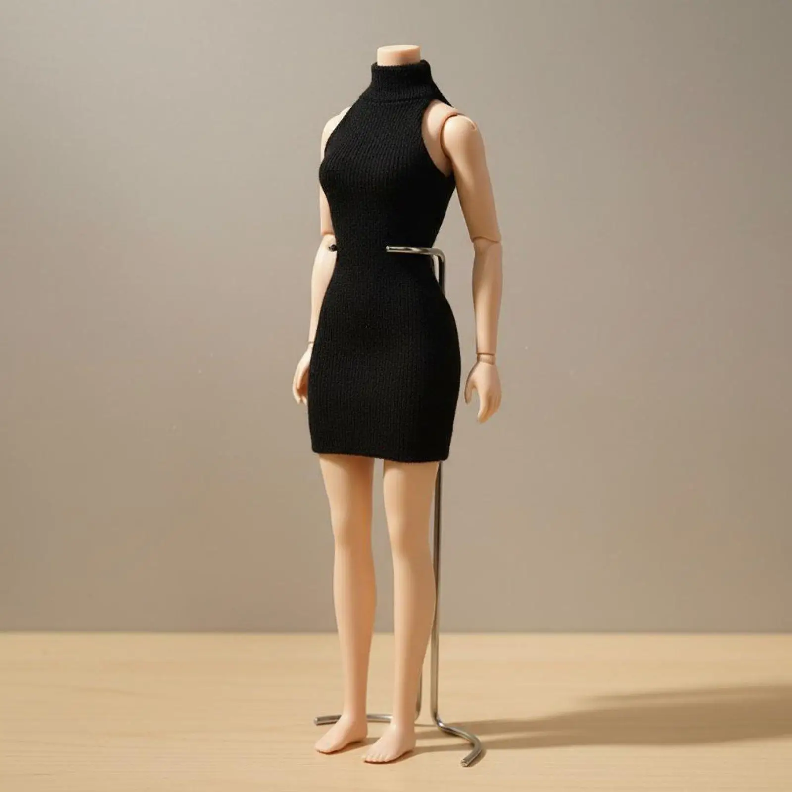 Stylish Sleeveless Women Figure Dress 1 6 Scale Backless Clothes for Collectors for BJD Dolls and Female Action Figures