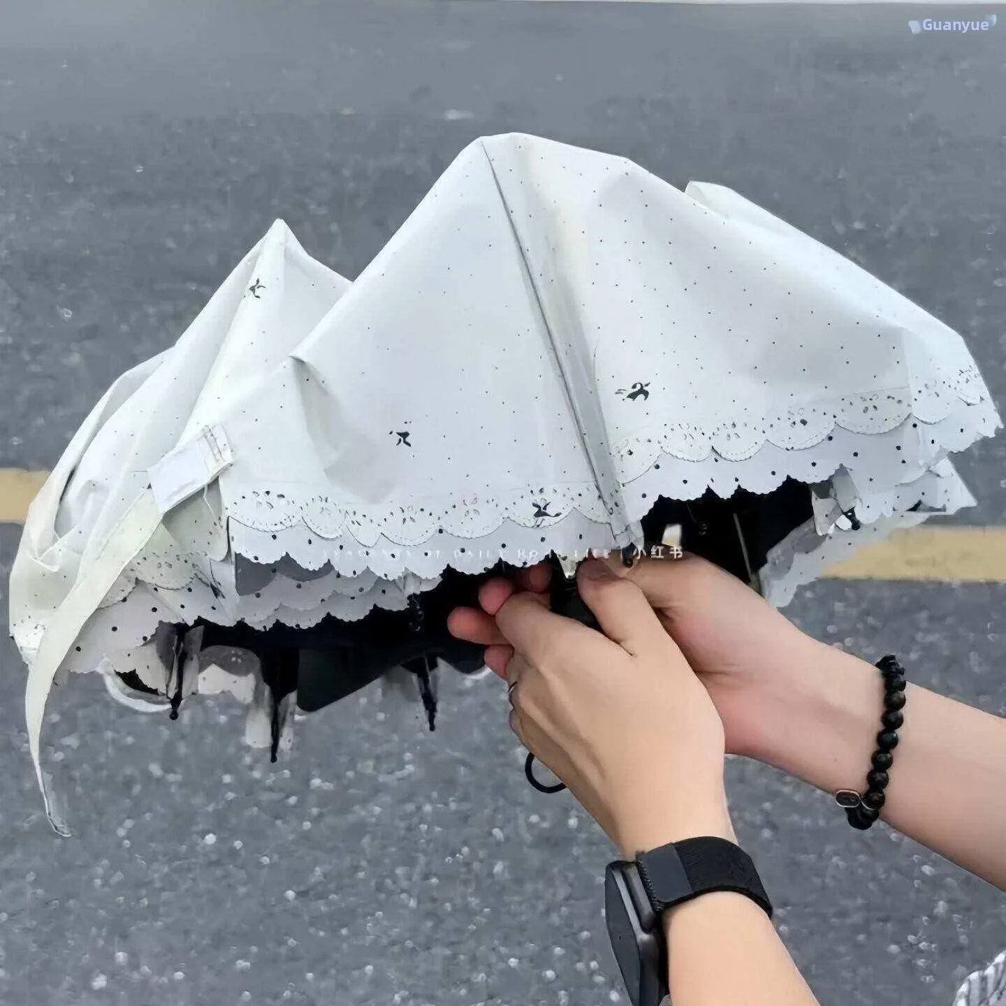 

Stylish Lace Umbrella Sunshade Windproof UV Protection Rain And Sun Dual Use Reinforced Steel Frame Three Foldable Summer Design