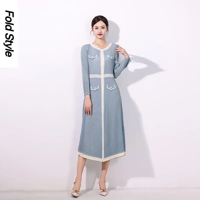 

Miyake Pleated Women's Clothing Fashion Round Neck Waist Pleated Dress Fake Pocket Design Long Dress 2025 Autumn New