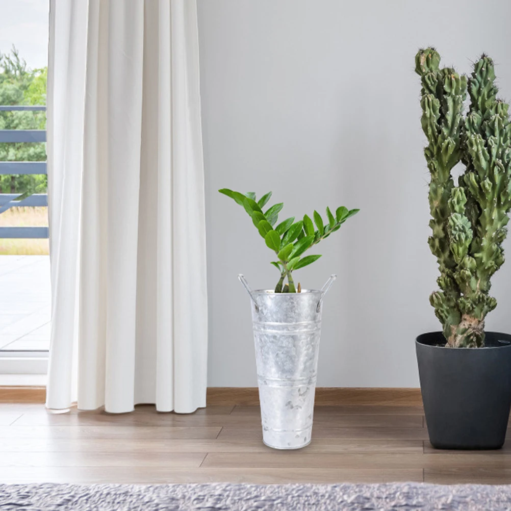 

4Pcs Metal Flower Bucket Iron Vase Vintage Planter Rustic Home Garden Decorative Container Metal Flower Bucket