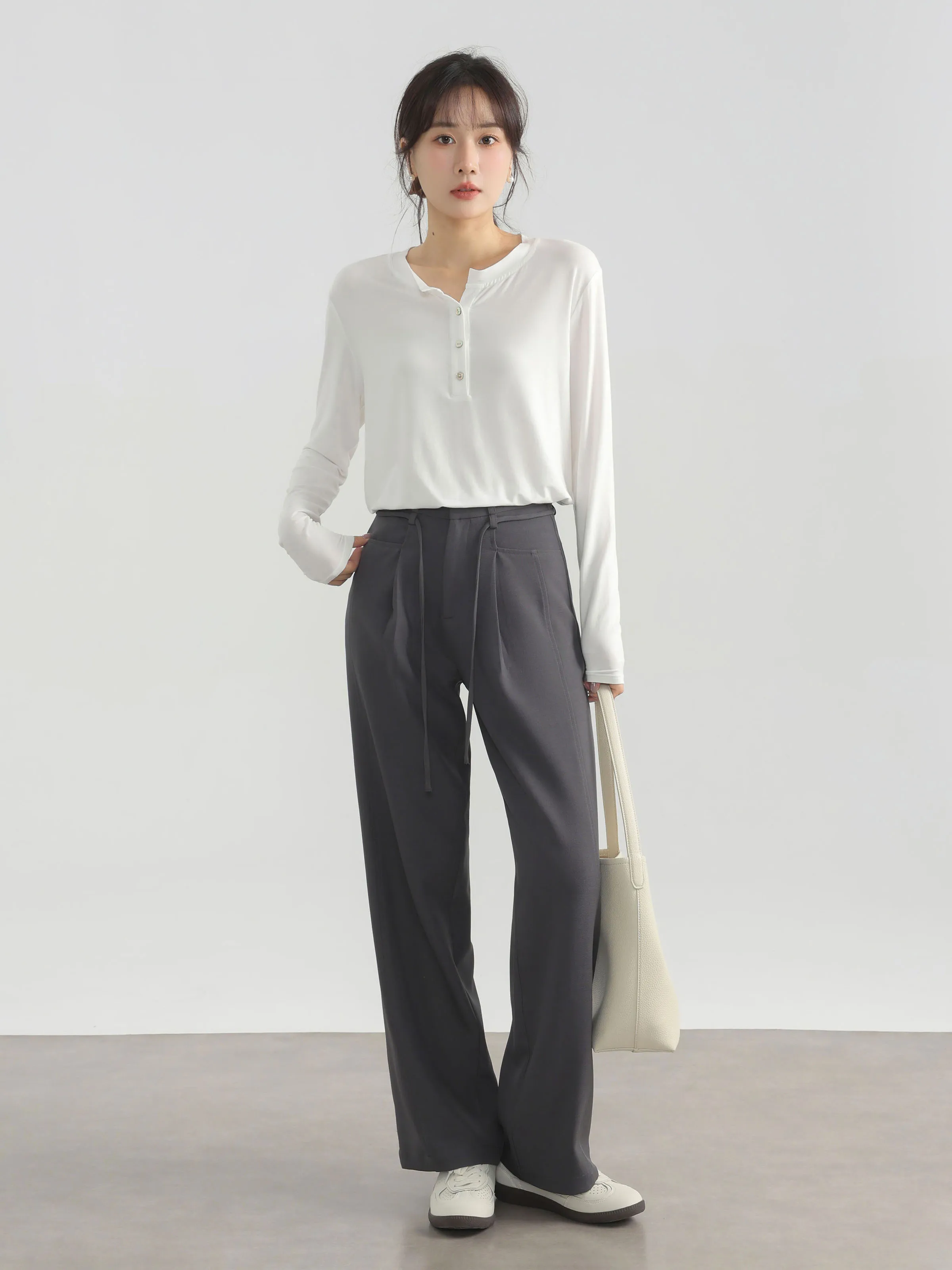 Elegant High Waist Wide Leg Pants Tie Waist Pleated Trousers Loose Straight Leg Long Pants for Women Casual Chic Slimming Outfit