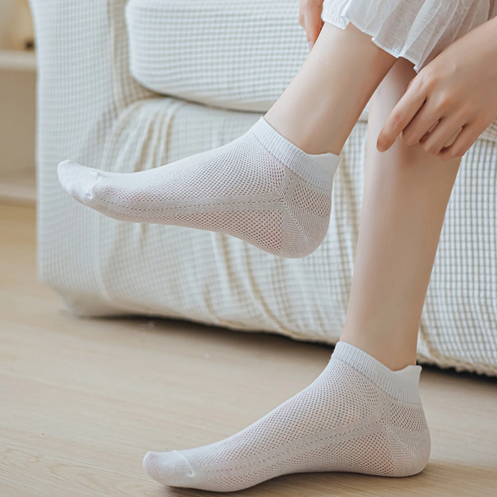 تنفس غير مرئية شبكة قارب الجوارب للنساء المضادة للانزلاق الكاحل الجوارب الصيف رقيقة خفيفة الوزن مريحة الجوارب حجم 35-39