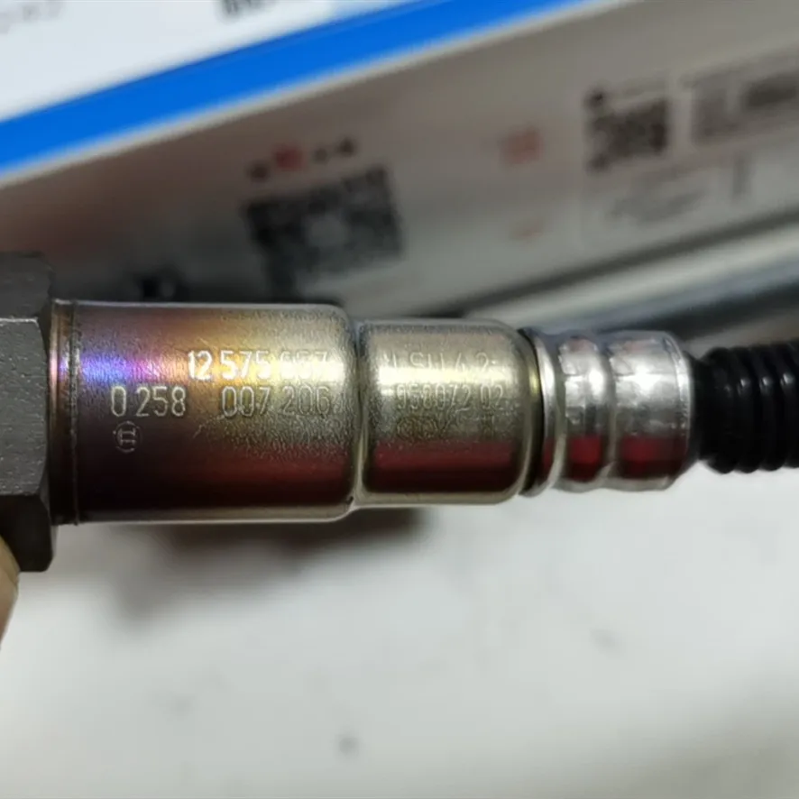 SINOTRUK HOWO Truck Parts 612600190242 Sensor 0258007206