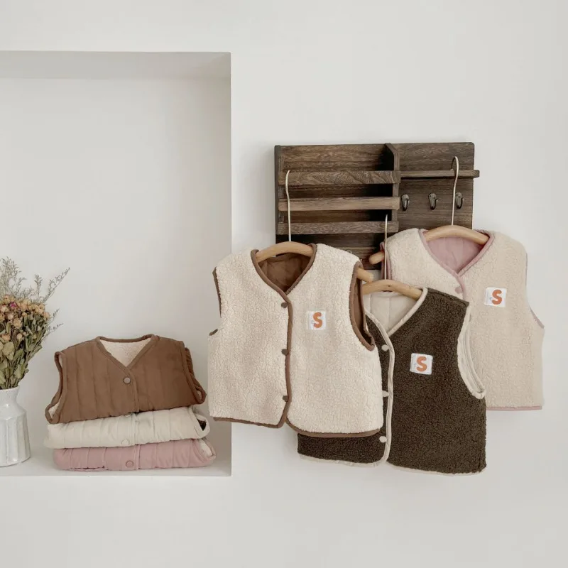 

Двусторонний жилет из розовой овечьей шерсти для маленьких девочек, теплое пальто без рукавов, корейская детская зимняя одежда, жилет для мальчиков