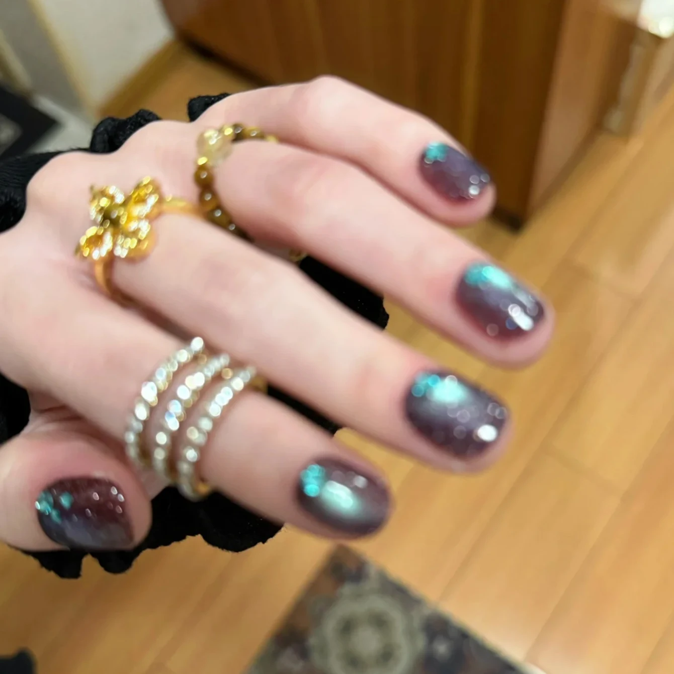 10ML 1PCS Popular Aurora 2026 New Whitening Model Blue Seven Colors Glitter Magnet Cat Eye Gel Nail Polish Nail Supplies