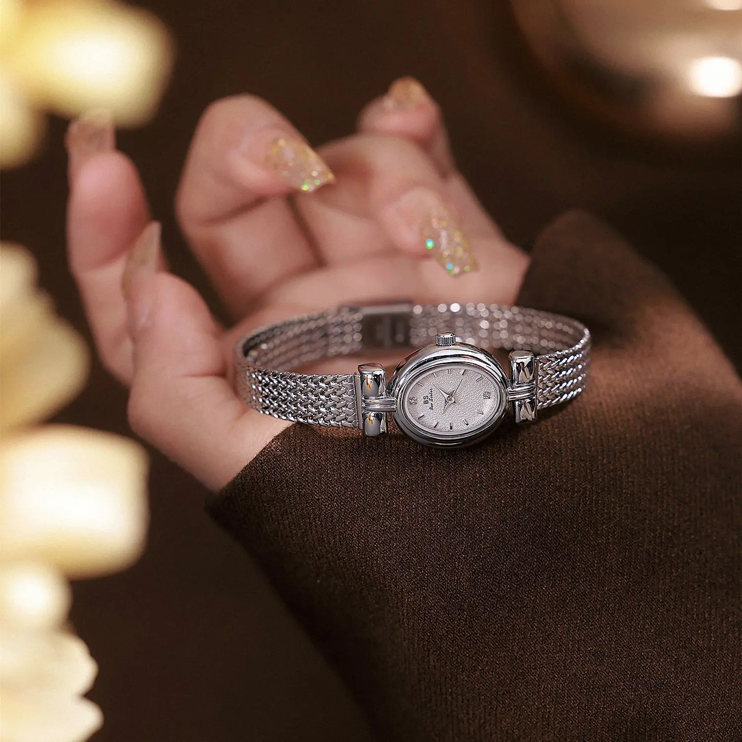 القرون الوسطى الخفيفة المجوهرات الفاخرة القمح الأذن ووتش مزاجه ساعة نسائية