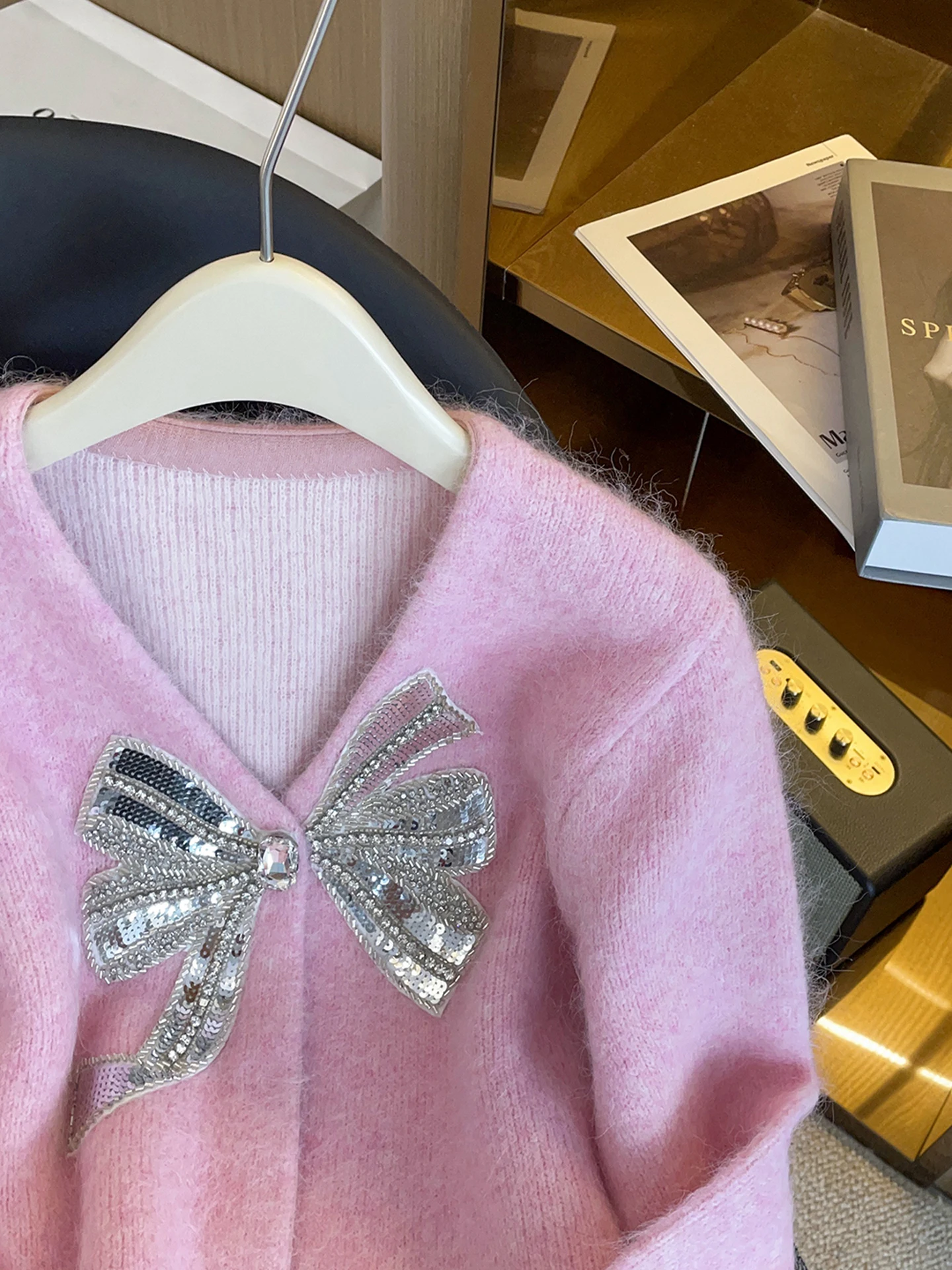 高級婦人用ニットセーター、結び目とダイヤモンドの装飾、通勤用、レギュラーフィット、ミディアムソフト、ロング丈...