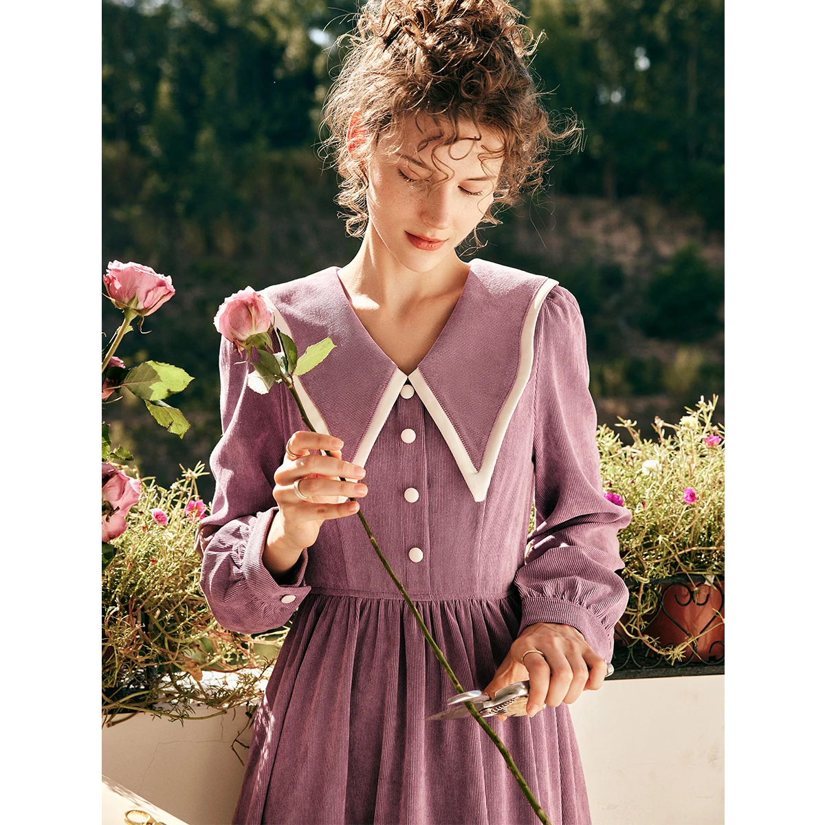 

OLrain French Corduroy Dress Women's 2022 Autumn Winter High Waist Midi Dresses Elegant Long Sleeve Wide Collar Dress O23CL66811