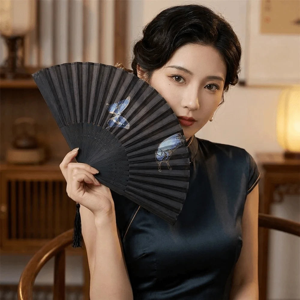 Ancient Style Ink Dan Qing Folding Fan New Chinese Portable Hand Cranked Fan Butterfly Pattern with Tassels Dance Fan Picnic