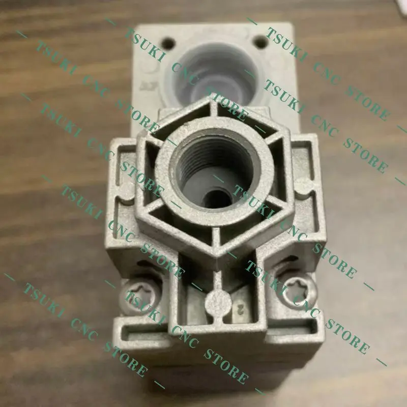 New XMLA010A2S11 pressure switch for quick delivery