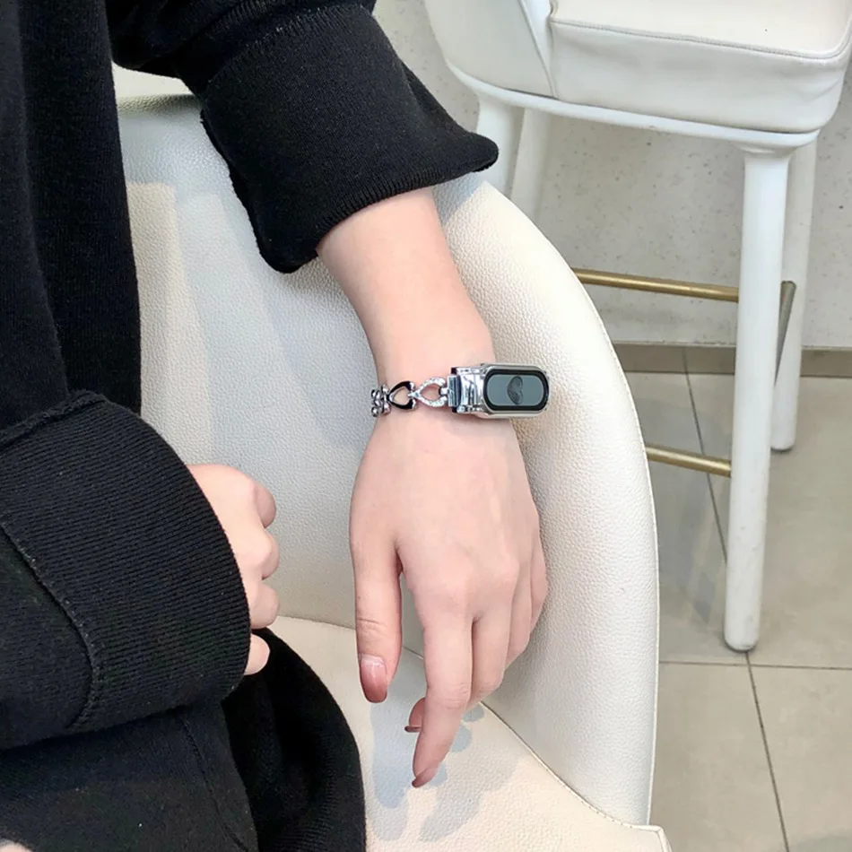 Bracelet de montre en métal pour Xiaomi Mi Band, bracelet coeur, bracelet de remplacement, sangles Correa, mode ins, 8, 7, 6, 5, 4, 3