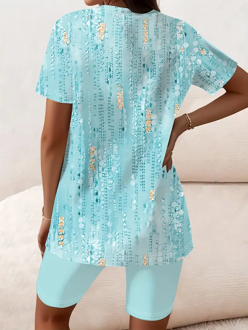 Women's Elegant and Stylish Casual Two-Piece Set, Featuring a Geometric Pattern with a Slit Short-Sleeve T-Shirt and Tight Shorts