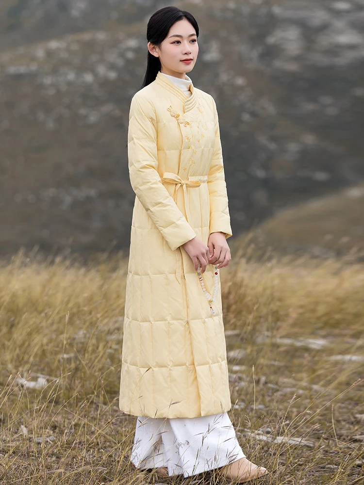 

Retro Chinese Embroidered Lightweight down Jaet Women's Mid-Length Winter Clothes Hanfu Sle Thiened Button Tea Coat