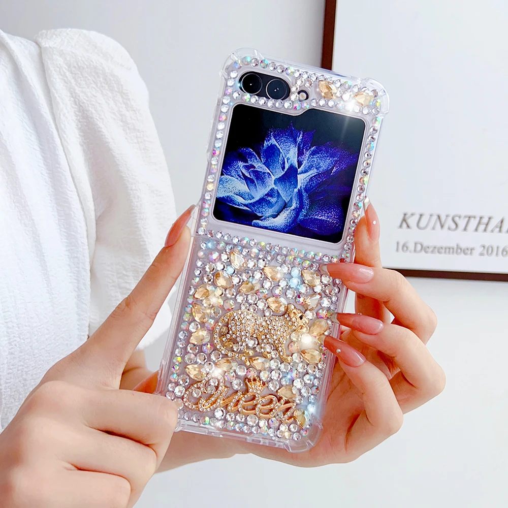 Luxury Rhinestone Leopard Phone Case For Samsung Galaxy Z Flip 5 4 3 Colorful Love Heart Crystal Diamond Letter Queen PC Cover