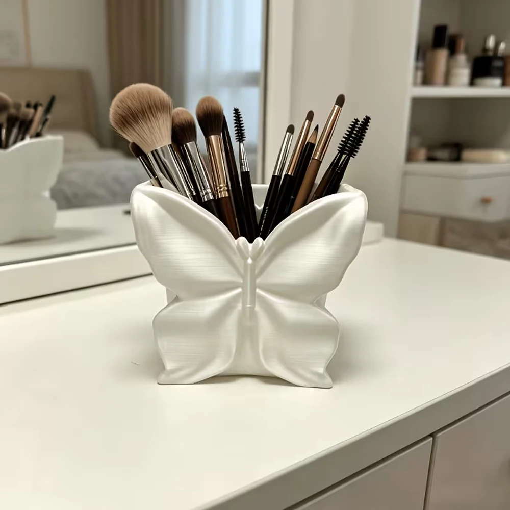 Butterfly-Shaped 3D Printed Makeup Brush Storage Box, Which Can Hold Makeup Brushes, Eyebrow Pencils, and Also Display Various Jewelry Items Such as Ear Studs, Earrings, Necklaces, Etc
