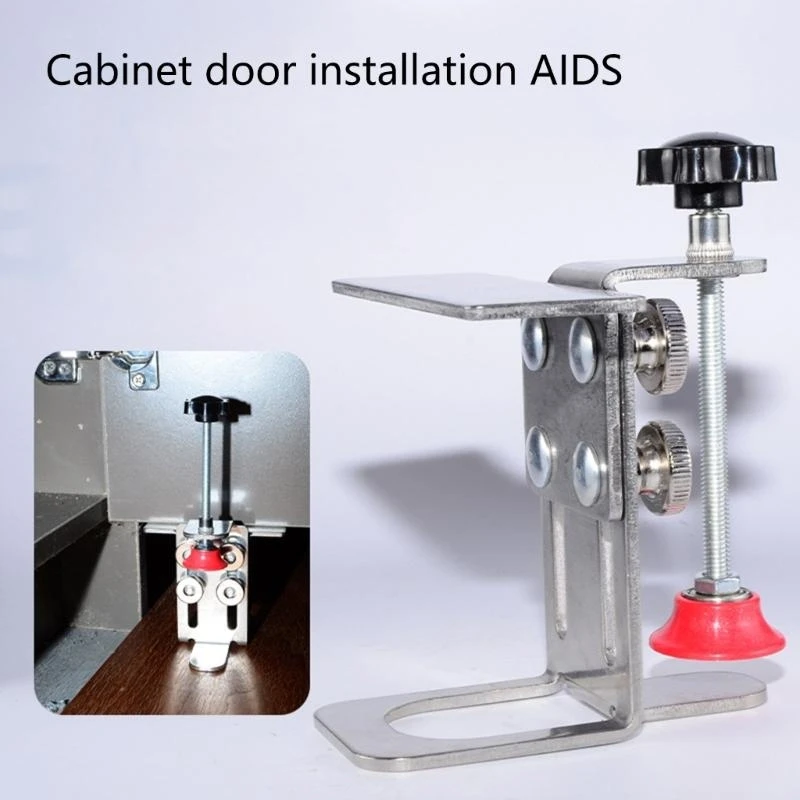 Дверь из нержавеющей стали.