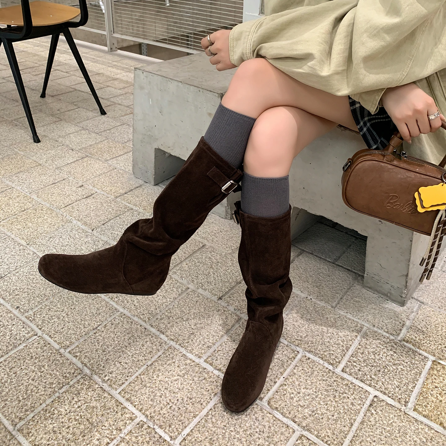 ESVEVA 2027 패션 소가죽 스웨이드 여성 니하이 - Suede Ankle Boot 리뷰 및 가격