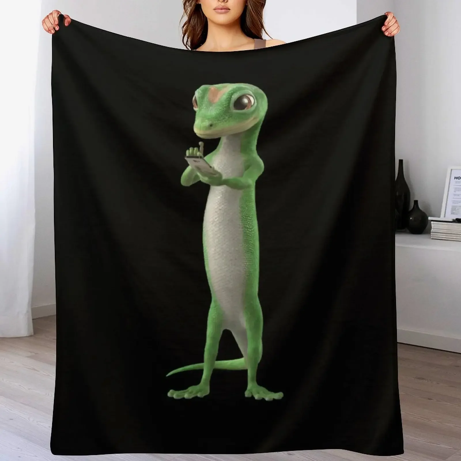 Geico Gecko Man's Tee Tshirt Graphic Trending Throw Blanket Soft Cozy Blanket for Pet Kids Adults