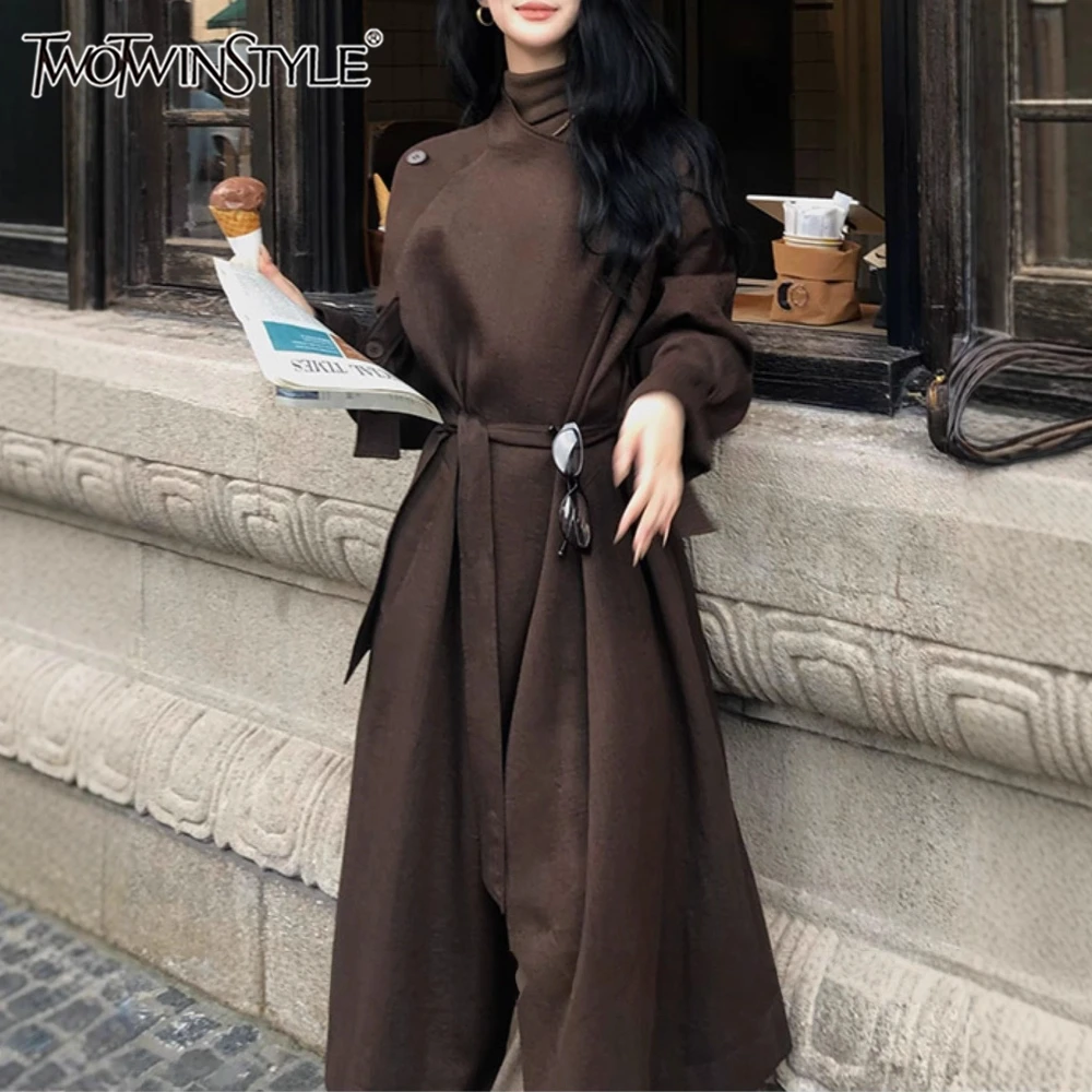 

TWOTWINSTYLE кофейный шикарный плащ на шнуровке женский с круглым вырезом и длинными рукавами свободные корейские уличные женские плащи осенняя мода
