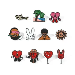 Love Brooch Leisure Entertainment Metal Badge Small Gift Wholesale Backpack Accessories Cap Pin Lapel Pins for Clothes Badges