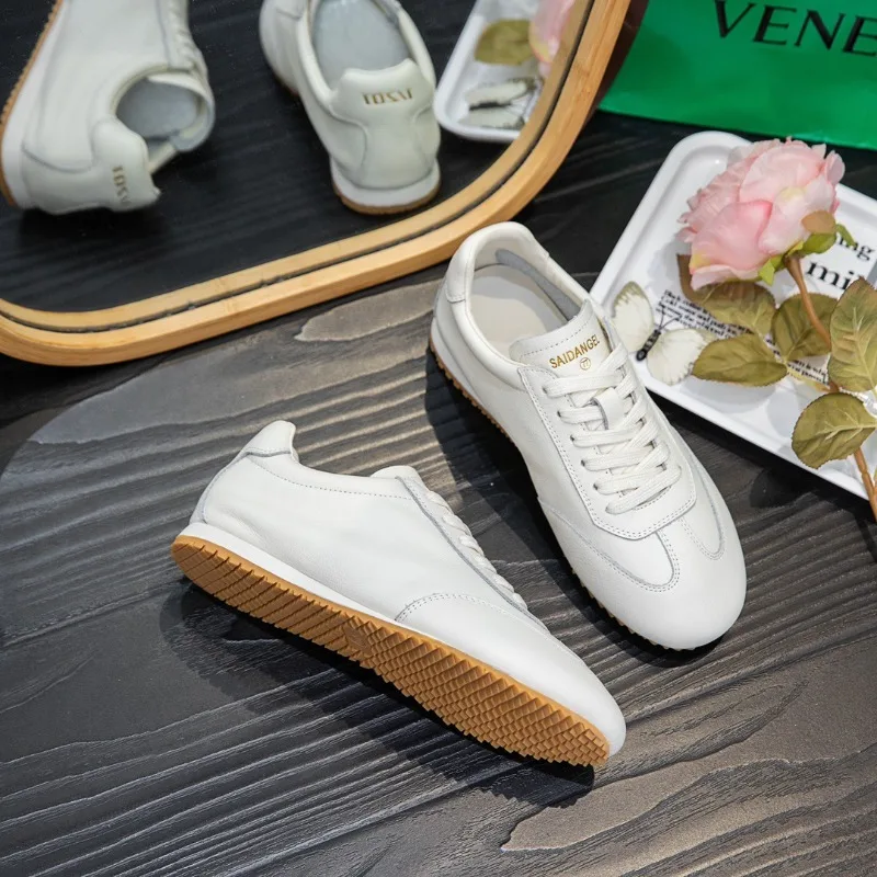 

The First Layer of Cowhide German Training White Shoes Women's Spring Internet Celebrity Explosion Sports Leisure Board Shoes