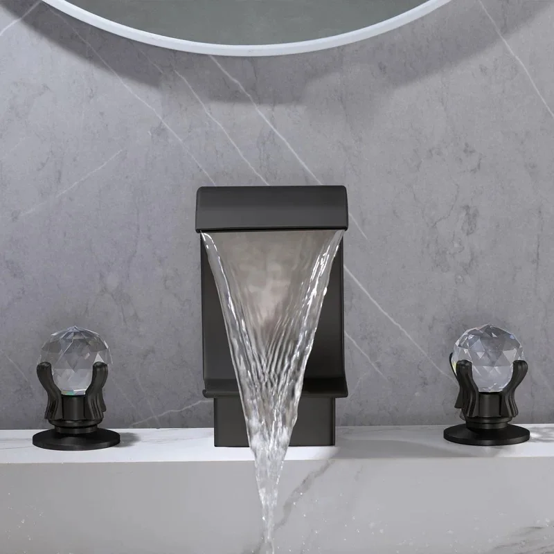 

Basin Faucet Deck Mount Widespread Brass Bathroom Basin Mixer Tap Dual Handle Cold and Hot Water Crane